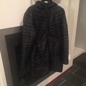 North Face WM XL Coat; ThermoBall insulated Parka
